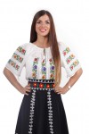 Ie maneca scurta Panseluta fire multicolor bluza brodata manual zona Moldovei