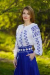 Ie romaneasca Muntenia bluza traditionala lucrata manual cu fir albastru  zona Muntenia