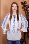 Ie romaneasca maneca lunga Banat bluza traditionala brodata manual cu fir albastru zona Banat Ie romaneasca maneca lunga Banat bluza traditionala brodata manual cu fir albastru zona Banat