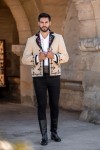 Sacou barbatesc traditional romanesc Flori de Camp zona Oltenia Sacou barbatesc traditional romanesc Flori de Camp zona Oltenia