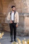 Sacou barbatesc traditional romanesc Flori de Camp zona Oltenia Sacou barbatesc traditional romanesc Flori de Camp zona Oltenia