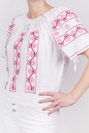 Ie maneca scurta Flori de Primavara brodata cu fir mov si roz bluza traditionala zona Muntenia Ie maneca scurta Flori de Primavara brodata cu fir mov si roz bluza traditionala zona Muntenia